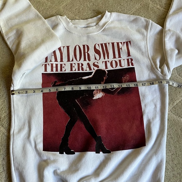 Taylor Swift The Eras Tour Sweatshirt - Picture 10 of 12
